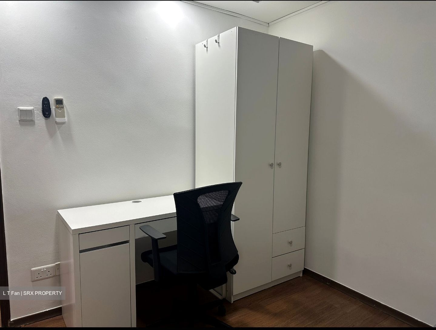 International Plaza (D2), Apartment #525395521